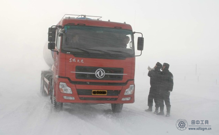 冬季卡車